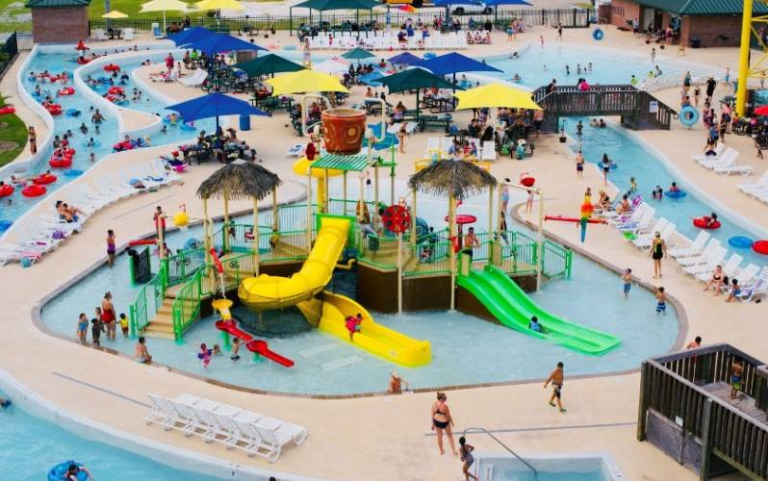 Waterpark fun summer things to do poconos